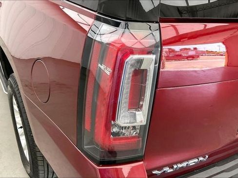 Used 2020 GMC Yukon SLT w/ Open Road Package AWD/4WD image 27