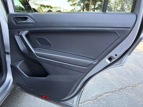 Used 2022 Volkswagen Tiguan S FWD image 16