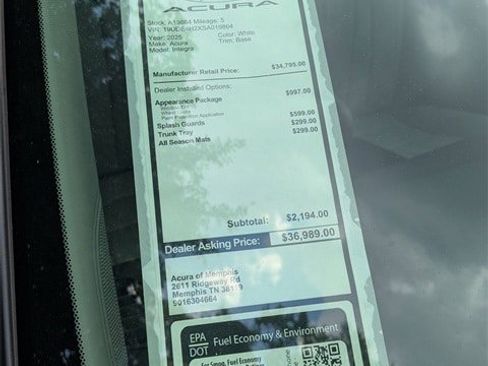 New 2025 Acura Integra Base image 11