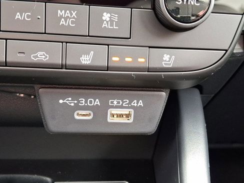 New 2026 Subaru Outback Touring image 22