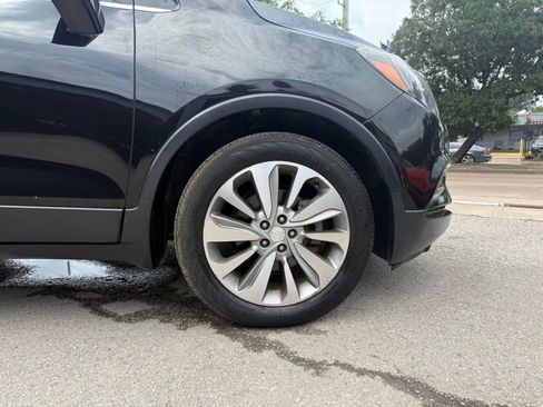 Used 2018 Buick Encore Preferred FWD image 33