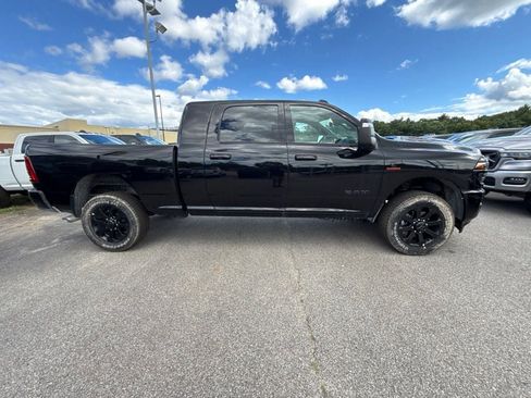 New 2026 RAM 2500 Laramie w/ Night Edition AWD/4WD image 6