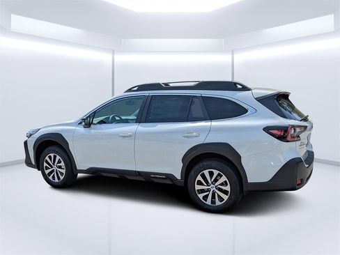 New 2025 Subaru Outback Premium image 5