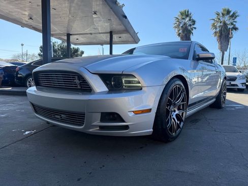 Used 2014 Ford Mustang Premium w/ Electronics Package image 19