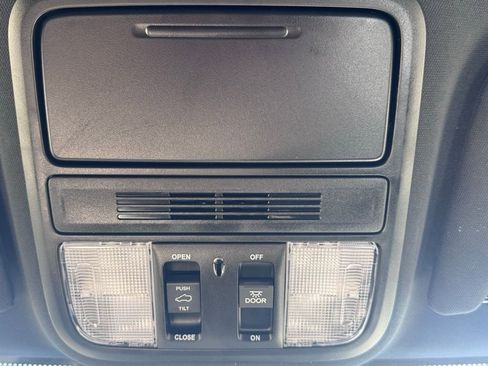 Used 2024 Honda Odyssey Sport image 30