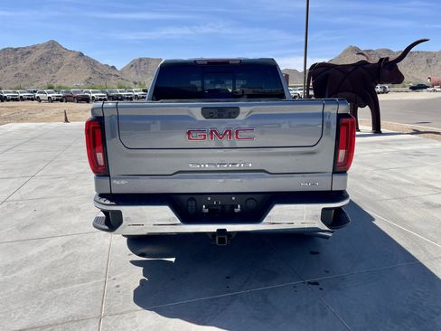 Used 2020 GMC Sierra 1500 SLT image 4