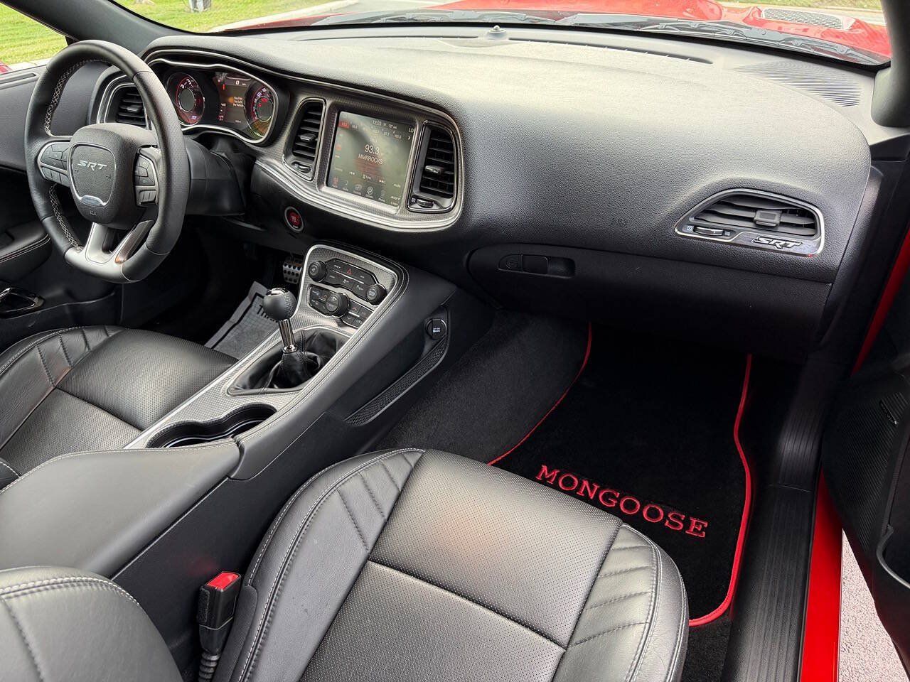 Used 2015 Dodge Challenger SRT Hellcat RWD image 15