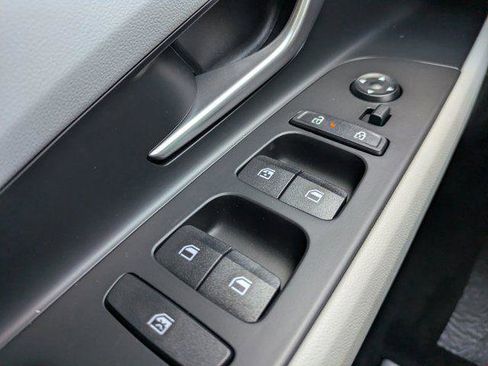 New 2026 Hyundai Elantra Limited image 19