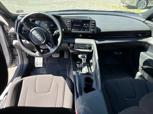 Certified 2026 Hyundai Elantra Sport FWD image 18