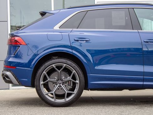 Used 2025 Audi RS Q8 performance AWD/4WD image 6