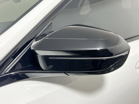 Used 2024 BMW i5 M60 w/ Premium Package image 12