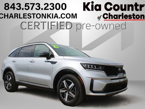 Certified 2021 Kia Sorento S image 1