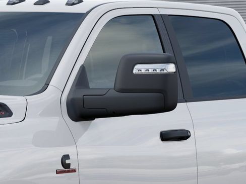 New 2026 RAM 2500 Big Horn AWD/4WD image 13