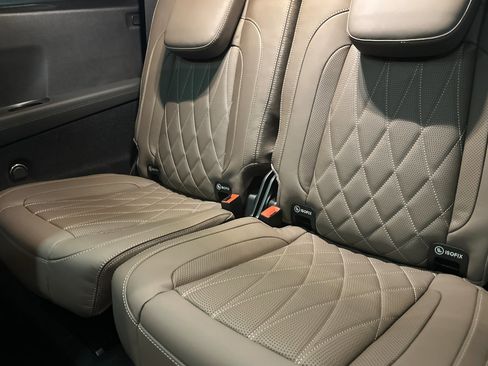 New 2025 Mercedes-Benz GLS 63 AMG 4MATIC image 28