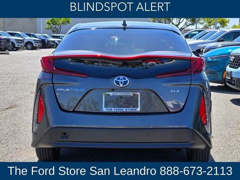 Used 2021 Toyota Prius Prime XLE FWD image 9