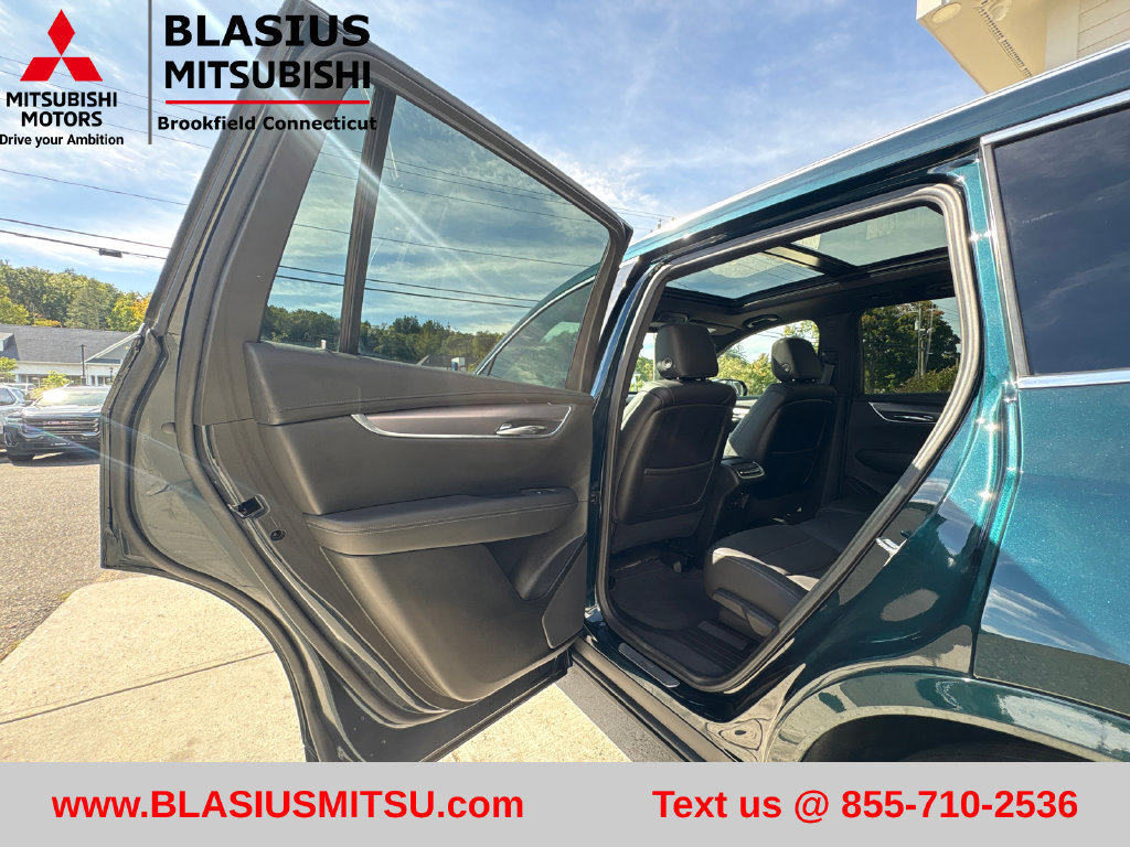Used 2024 Cadillac XT6 Luxury AWD/4WD image 36