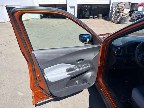 Used 2024 Nissan Kicks SR w/ SR Premium Package FWD image 9