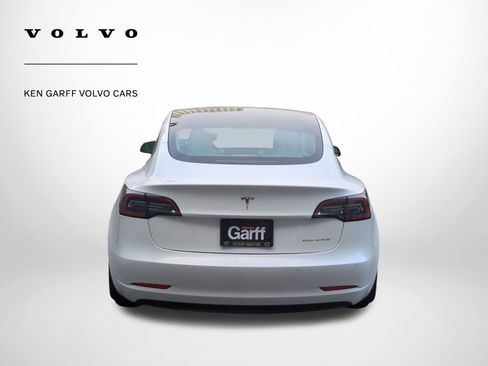 Used 2021 Tesla Model 3 Long Range image 4