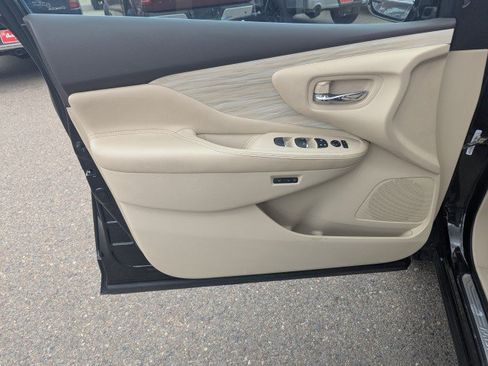 Used 2015 Nissan Murano Platinum w/ Platinum Technology Package AWD/4WD image 9