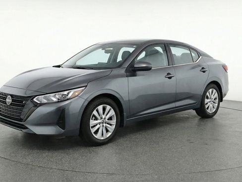 Used 2025 Nissan Sentra S FWD image 3