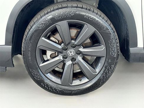 Certified 2025 Honda Pilot Sport image 35