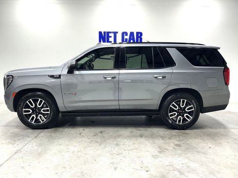 Used 2024 GMC Yukon AT4 w/ AT4 Premium Plus Package AWD/4WD image 4