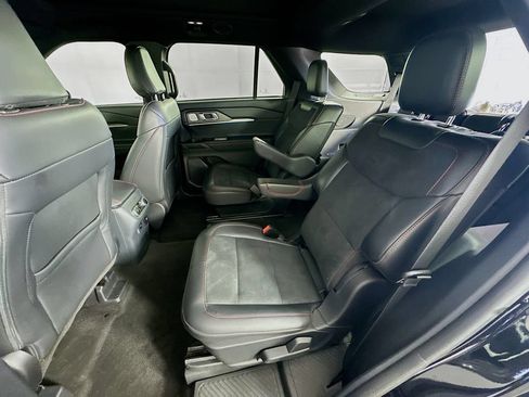 Used 2025 Ford Explorer ST w/ Sun And Sound Package AWD/4WD image 33