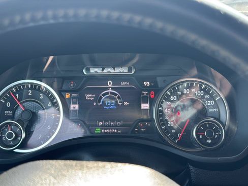 Used 2023 RAM 1500 Laramie AWD/4WD image 25