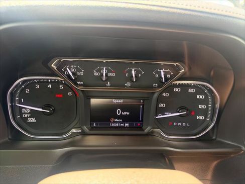 Used 2020 GMC Sierra 1500 SLT w/ SLT Premium Plus Package AWD/4WD image 12