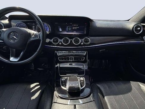 Used 2017 Mercedes-Benz E 300 4MATIC w/ Premium 1 Package image 13