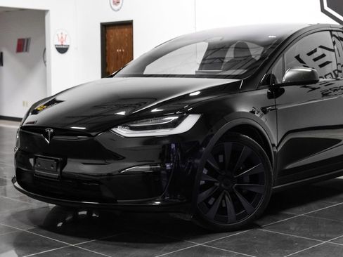 Used 2022 Tesla Model X Plaid image 9
