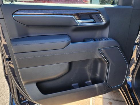 New 2026 GMC Sierra 1500 Elevation image 14