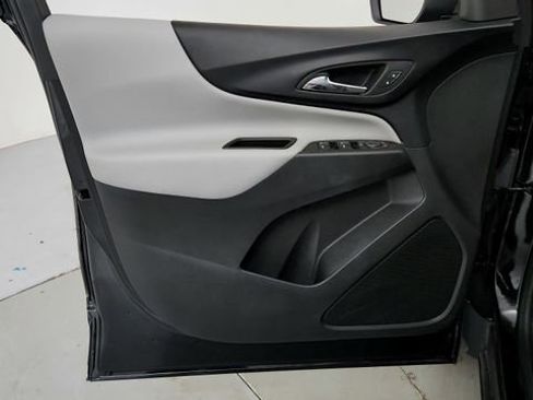 Used 2024 Chevrolet Equinox LS w/ LS Convenience Package image 11