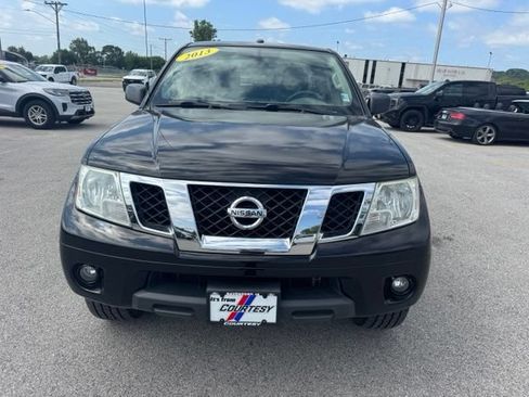 Used 2013 Nissan Frontier SV w/ SV Value Truck Pkg AWD/4WD image 8