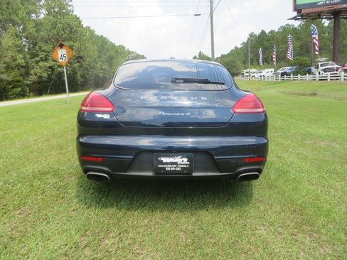 Used 2015 Porsche Panamera image 7