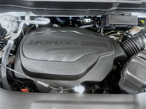 Certified 2022 Honda Ridgeline Black Edition image 32