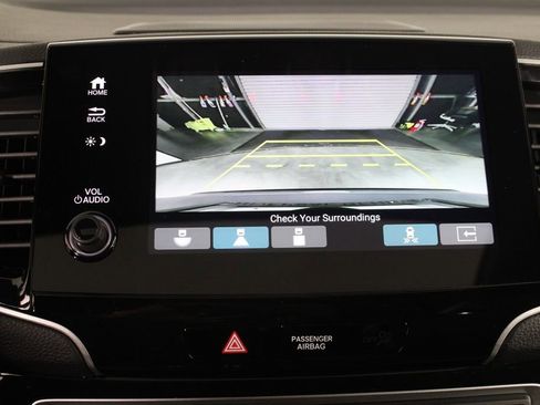 Used 2024 Honda Passport Black Edition image 29