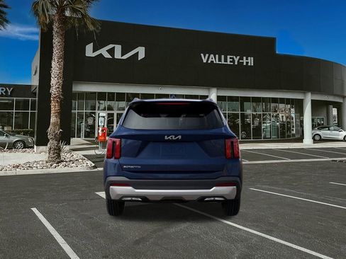 New 2026 Kia Sorento S FWD image 5