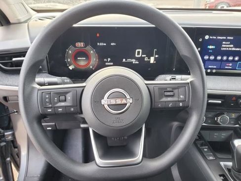 New 2026 Nissan Kicks S image 21