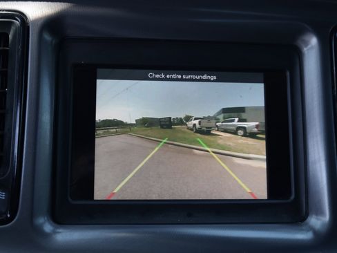 Used 2019 Dodge Challenger SXT RWD image 19