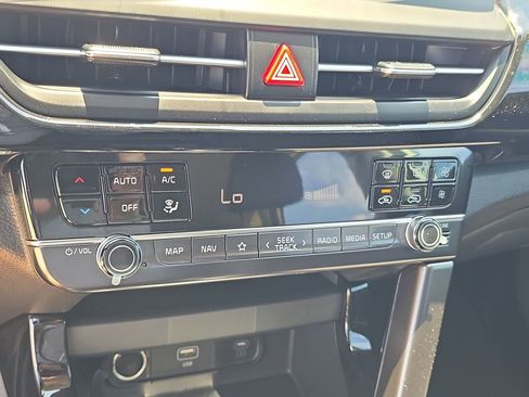 New 2026 Kia Seltos S FWD image 24
