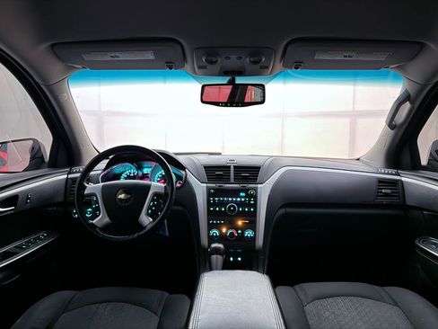 Used 2010 Chevrolet Traverse LT w/ Personal Connectivity Package image 27