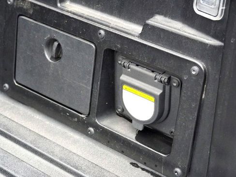 Used 2021 Toyota Tacoma TRD Off-Road image 35