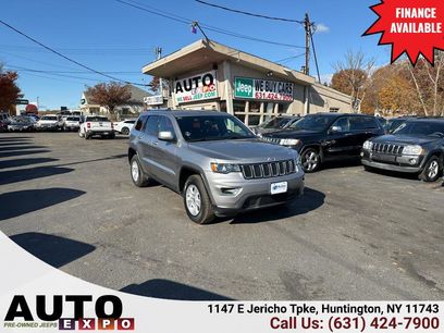 Used 2017 Jeep Grand Cherokee Laredo w/ Quick Order Package 23E