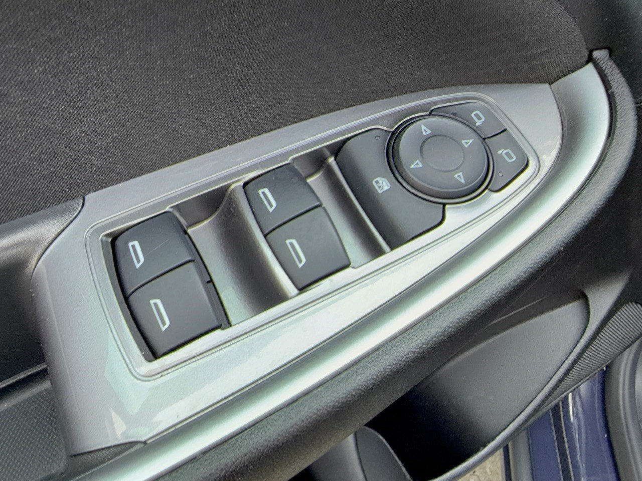 Certified 2025 Chevrolet Malibu RS FWD image 15