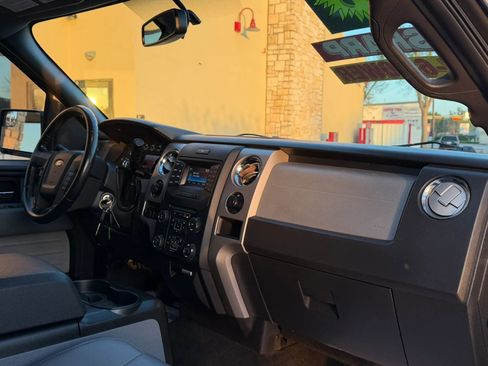 Used 2014 Ford F150 XLT w/ Equipment Group 302A Luxury image 13