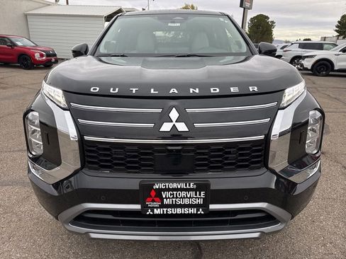 New 2025 Mitsubishi Outlander SE AWD/4WD image 2