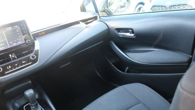 Used 2022 Toyota Corolla LE FWD image 13