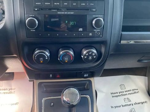 Used 2014 Jeep Patriot Sport FWD image 11