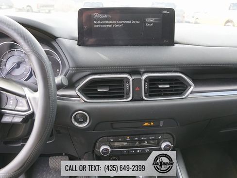 Used 2023 MAZDA CX-5 Carbon Edition image 17